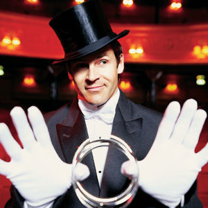 Location Magicien Close-up Animation à 83150 Bandol Var PACA