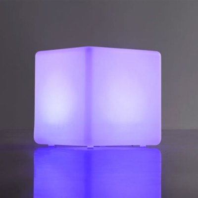 Mobilier design, gamme LOUNGE pour vos brunchs et repas de famille à 83000 Toulon VAR PACA